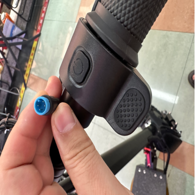 Acelerador para Navee Serie V & S