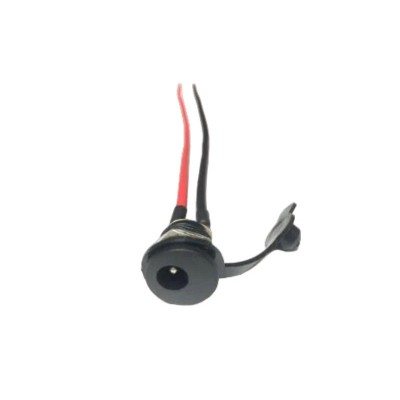 Puerto de carga DC 2.1 (Conector de carga)